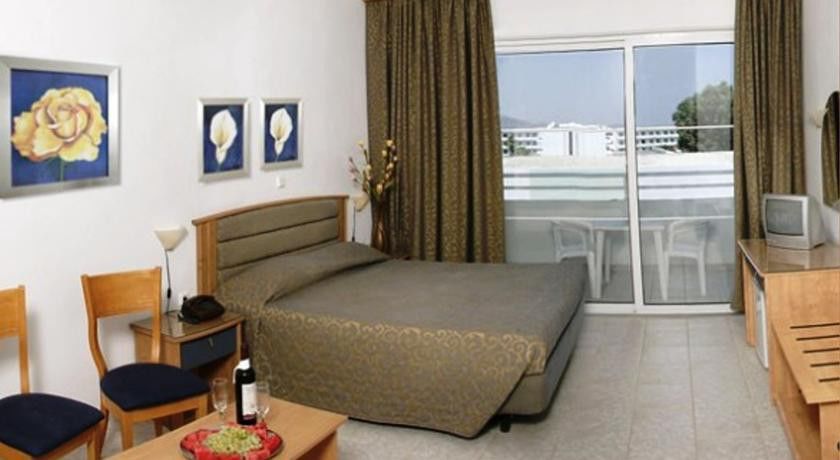 Memphis Beach Hotel Κολύμπια Εξωτερικό φωτογραφία